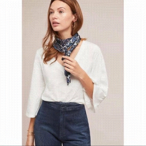 Anthropologie Meadow Rue V-Neck Bell Sleeve Tee Size Medium Petite